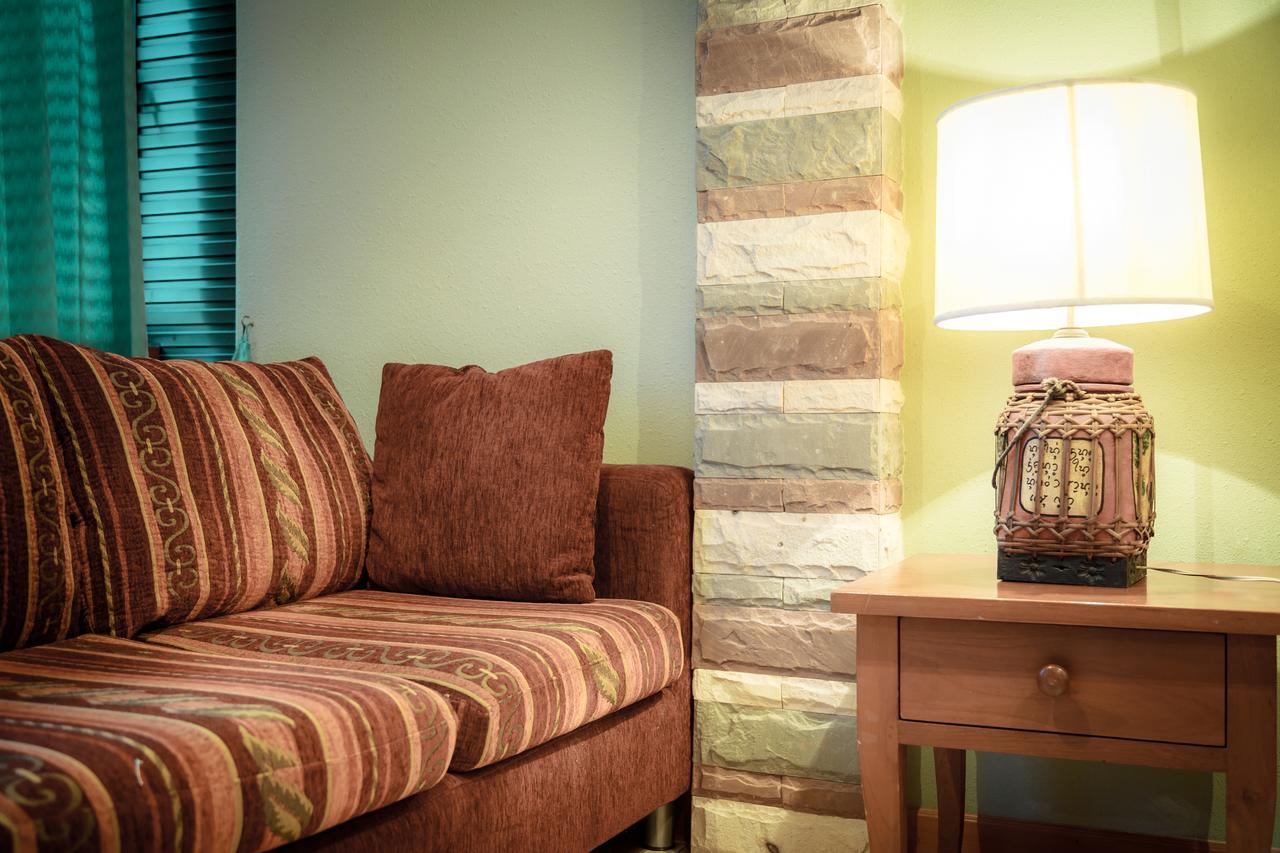 Avenue Beach Hotel Джомтиен Бийч Екстериор снимка
