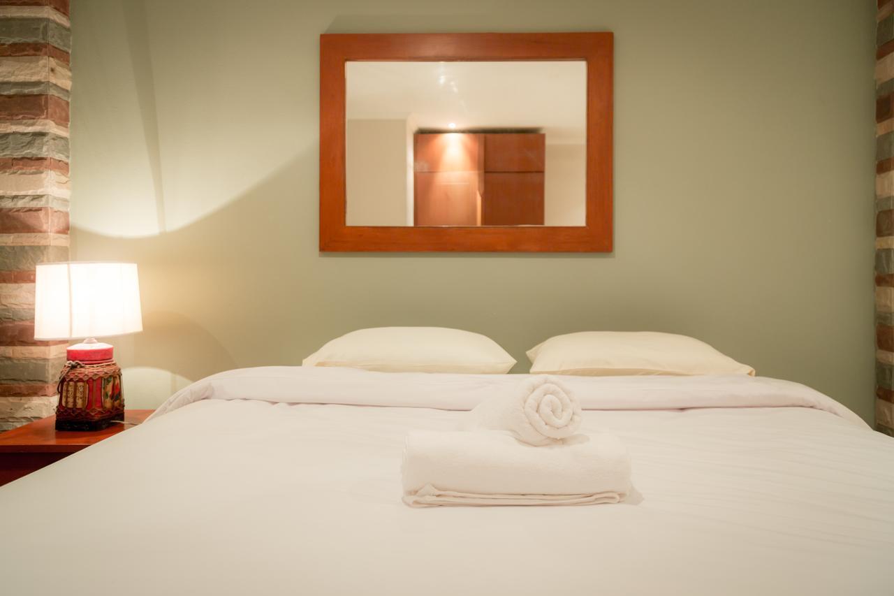 Avenue Beach Hotel Джомтиен Бийч Екстериор снимка