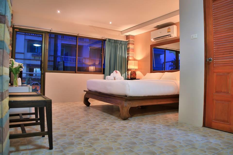 Avenue Beach Hotel Джомтиен Бийч Екстериор снимка